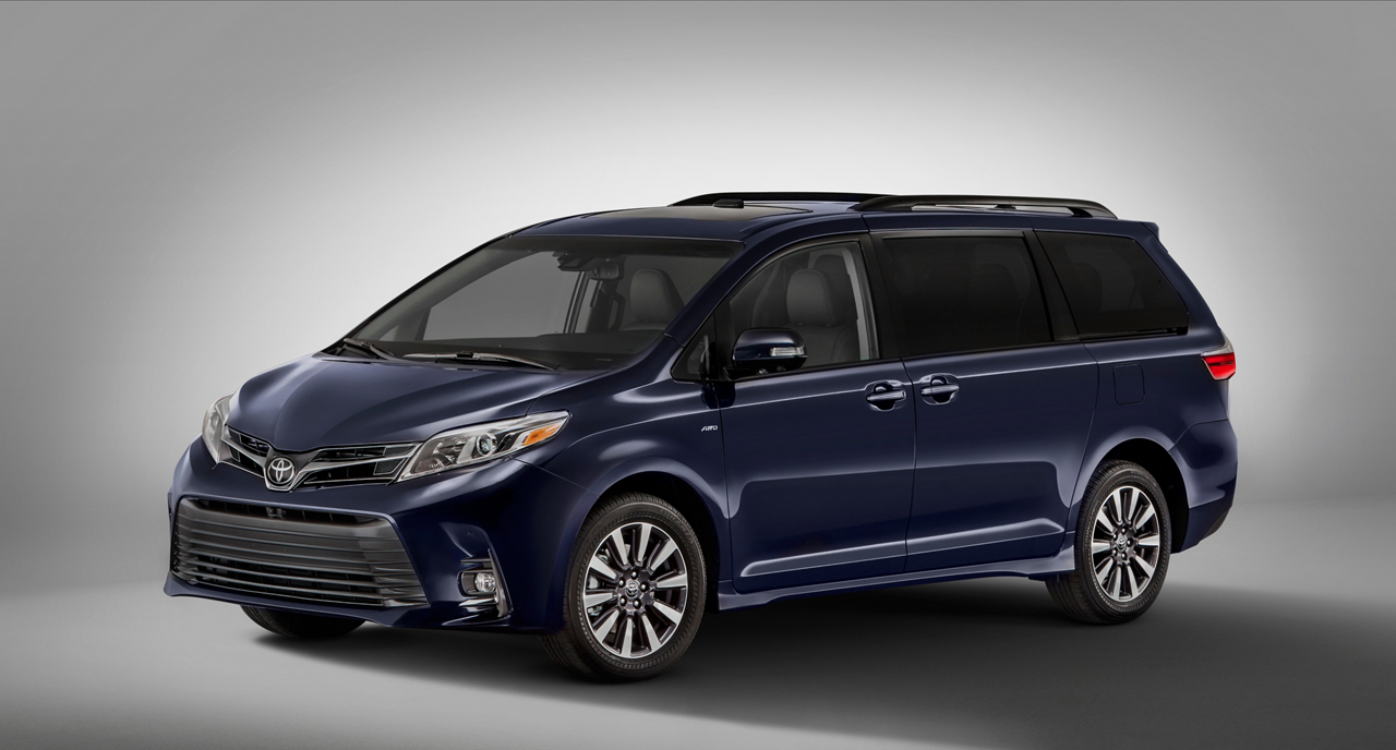 2018 Toyota Sienna Ltd 01