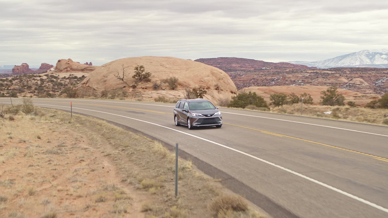 2021 Sienna B-Roll